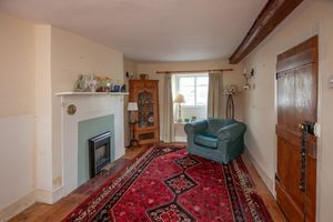 Sitting Room- click for photo gallery